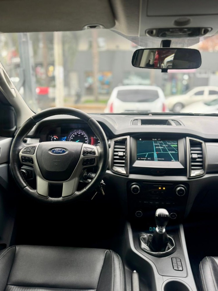 Ford Ranger XLT — foto 11
